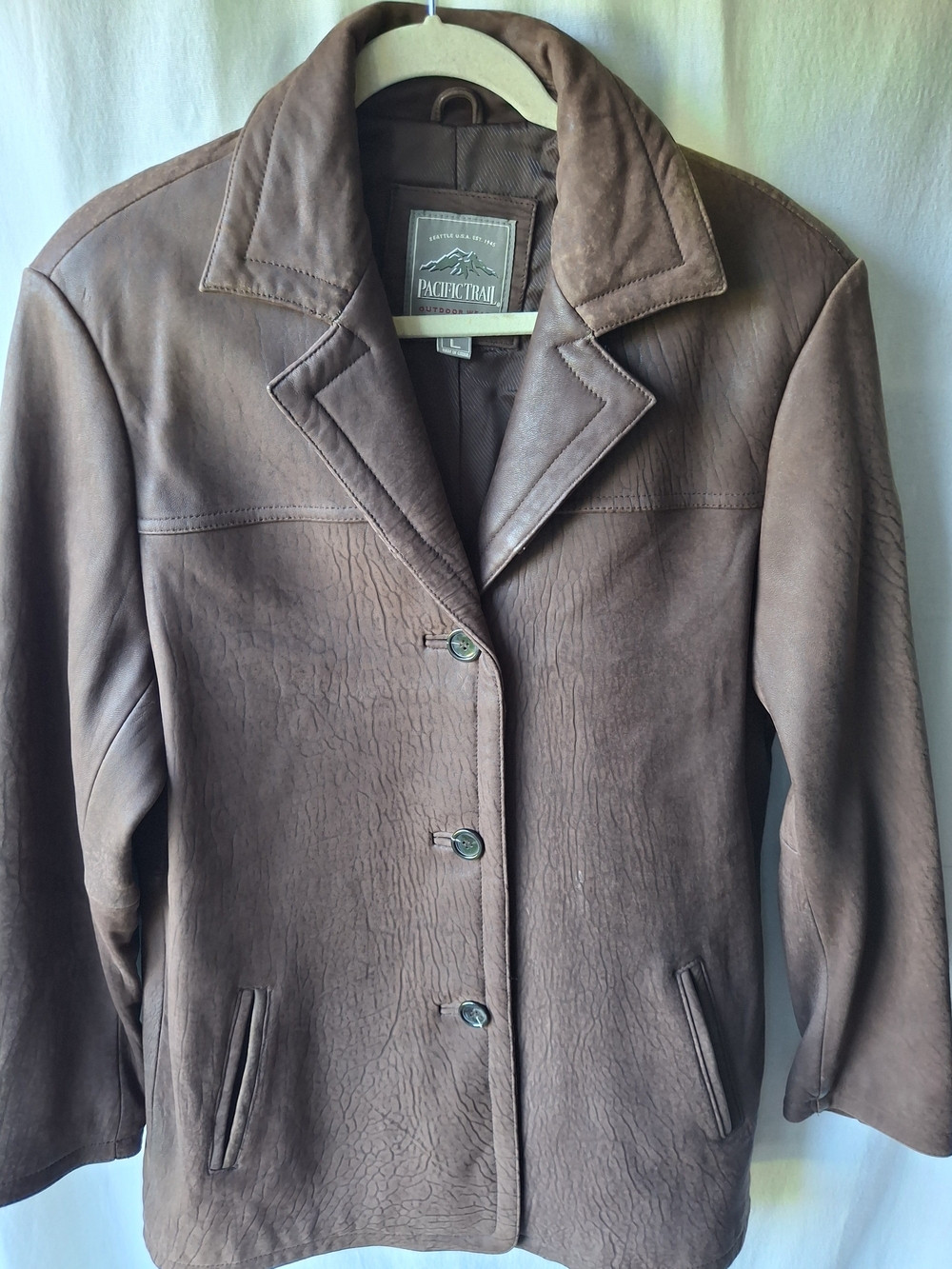 Pacific Trail Women's Brown Leather 3 Button Jacket